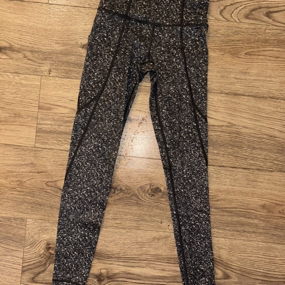 Athleta Black and White Leggings